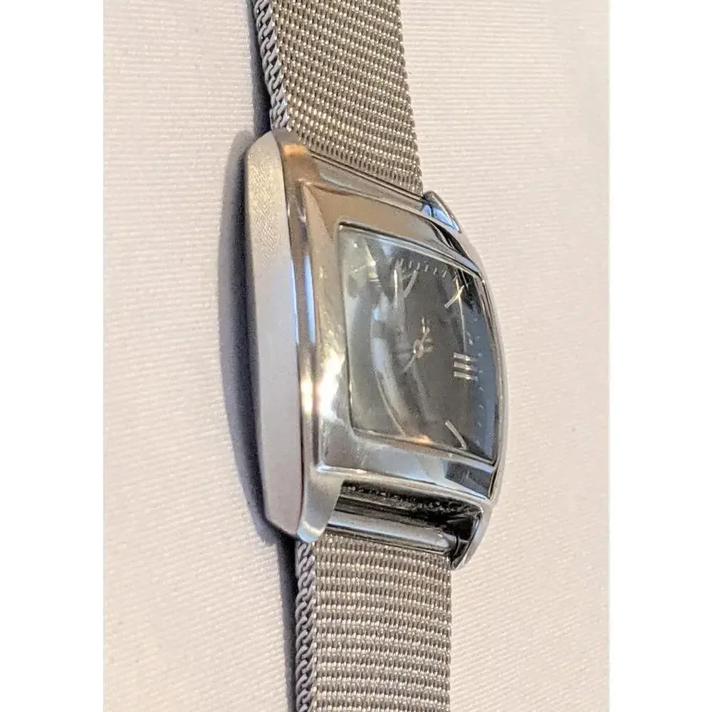 Vintage Women's Timex Easy Reader Quartz Watch 33mm Stainless Steel Mesh Strap